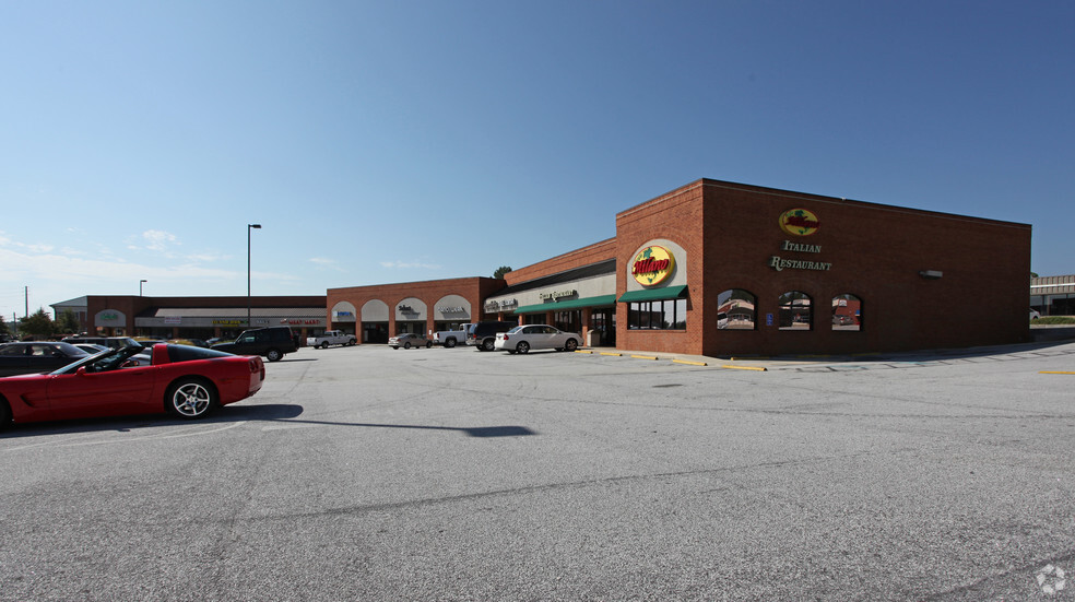 875 Flat Shoals Rd SE, Conyers, GA for lease - Primary Photo - Image 1 of 4