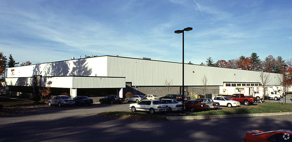 17 Forge Pky, Franklin, MA for sale Primary Photo- Image 1 of 1