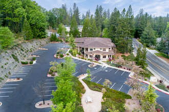 380 Sierra College Dr, Grass Valley, CA for lease Building Photo- Image 2 of 26