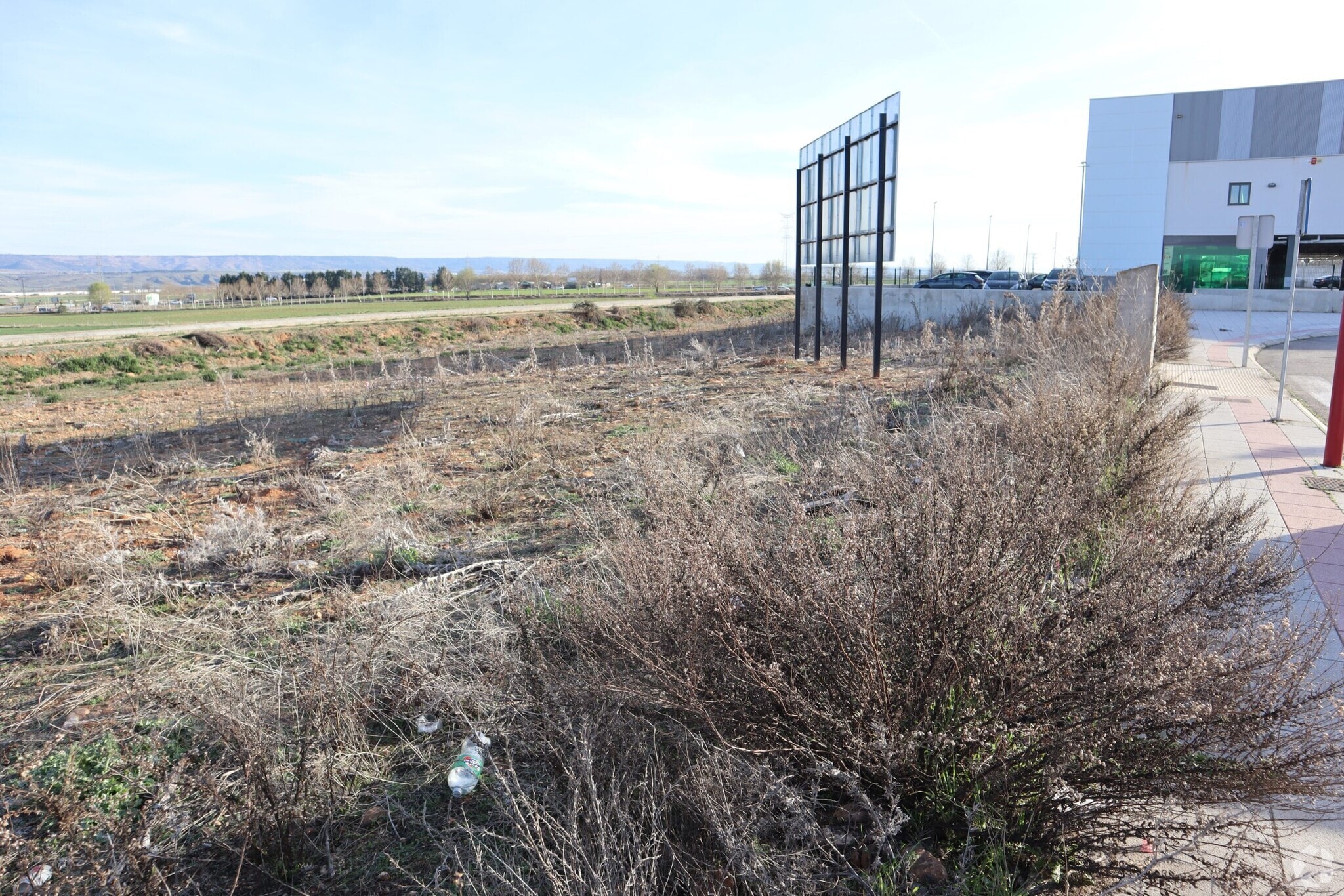 Land in Cabanillas del Campo, Guadalajara for sale Primary Photo- Image 1 of 1