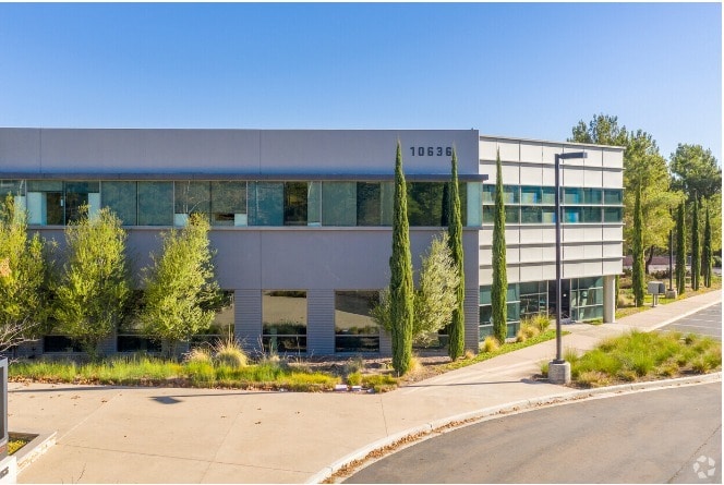 10636 Scripps Summit Ct, San Diego, CA for lease - Building Photo - Image 2 of 9