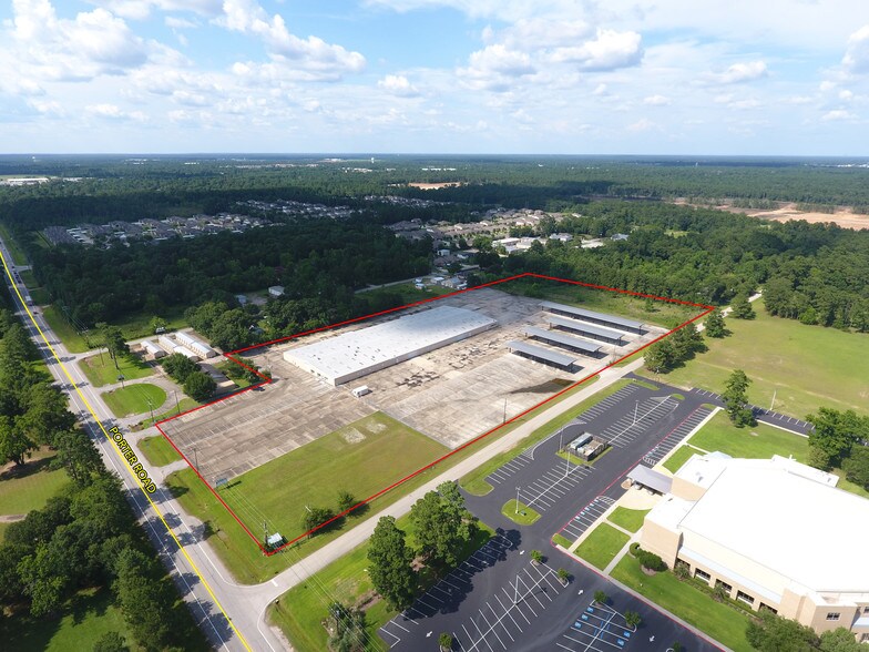 1505 Porter Rd, Conroe, TX 77301