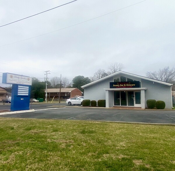 1109 S Military Hwy, Chesapeake, VA for sale - Building Photo - Image 1 of 1