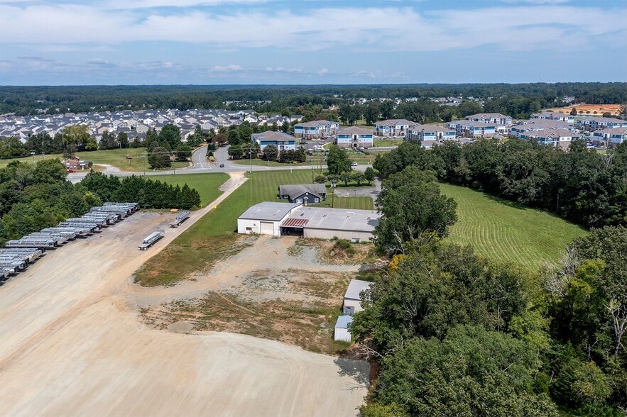 6504 Burlington Rd, Whitsett, NC for lease - Building Photo - Image 3 of 33