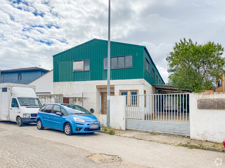 Industrial in Collado Villalba, Madrid for sale - Primary Photo - Image 1 of 31