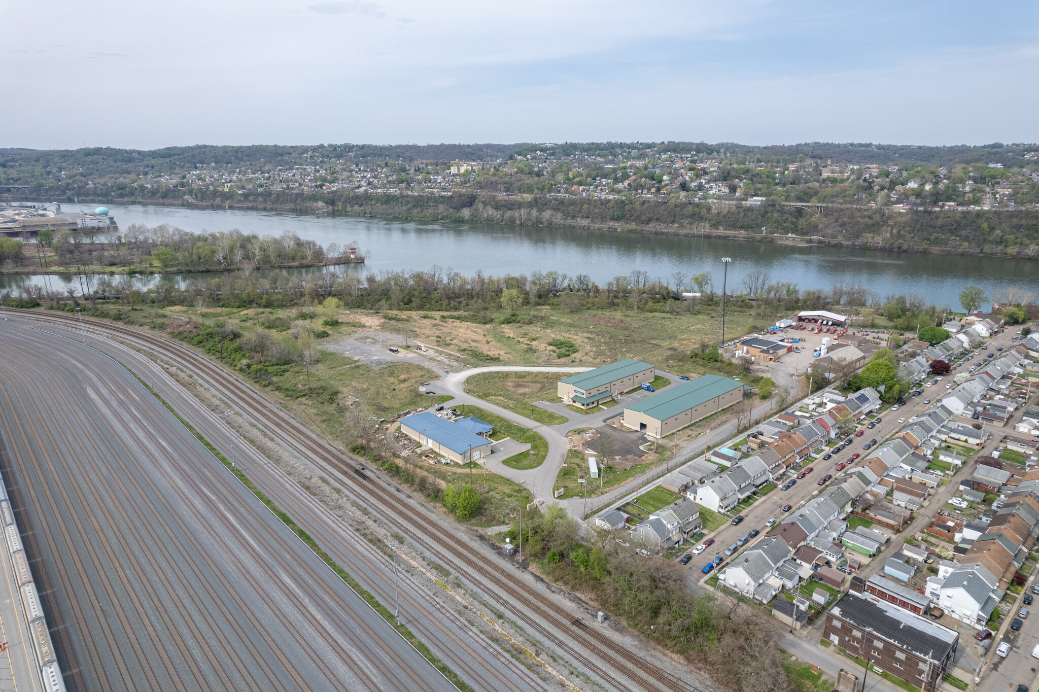 200 Nichol Avenue Ext, Mc Kees Rocks, PA 15136 Building 3