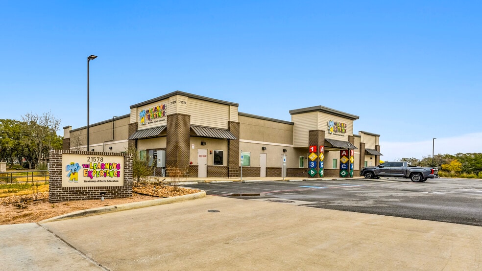 21550 Bulverde Blvd, San Antonio, TX for sale - Building Photo - Image 3 of 18