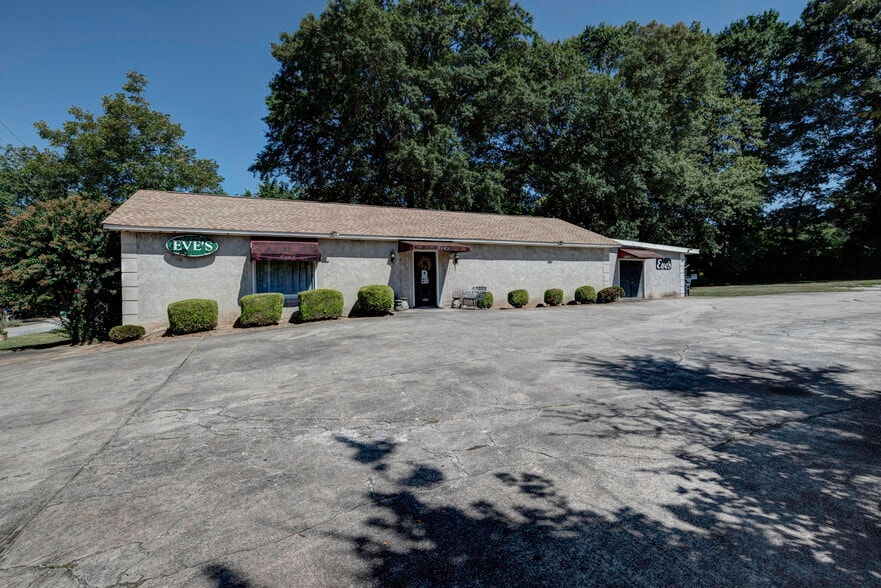 25 Strickland St, Fairburn, GA for sale - Building Photo - Image 1 of 13