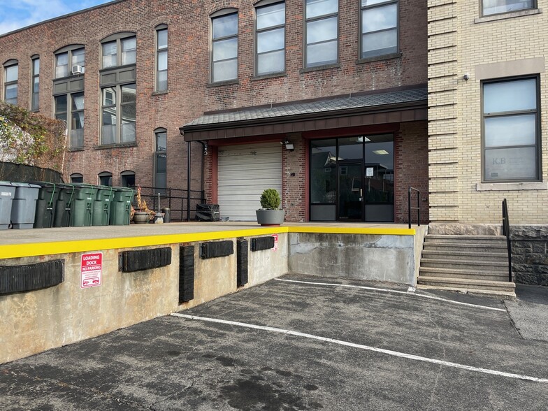 114 Pearl St, Port Chester, NY for lease - Building Photo - Image 2 of 31