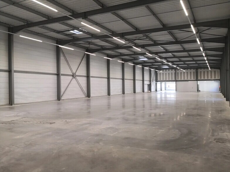 37 Rue Du Nant, Marnaz for lease - Building Photo - Image 3 of 4