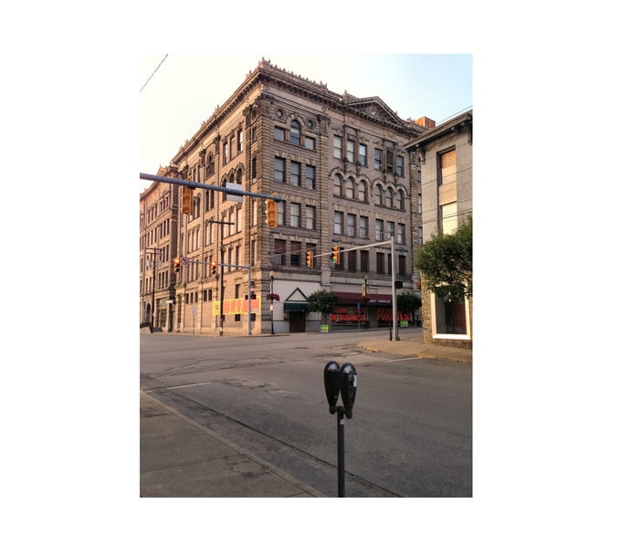 205 Adams St, Fairmont, WV for sale - Building Photo - Image 1 of 14