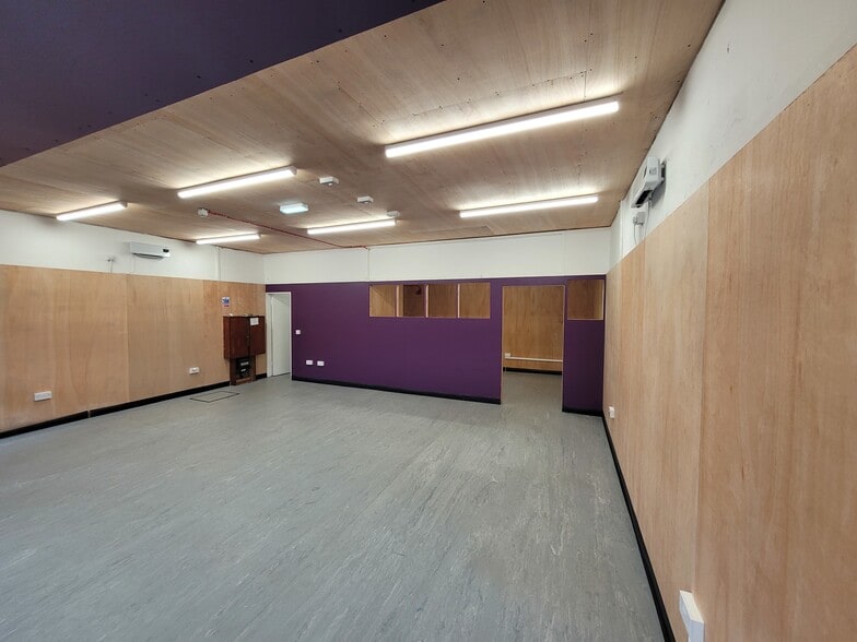 130 Blochairn Rd, Glasgow for lease - Building Photo - Image 2 of 2