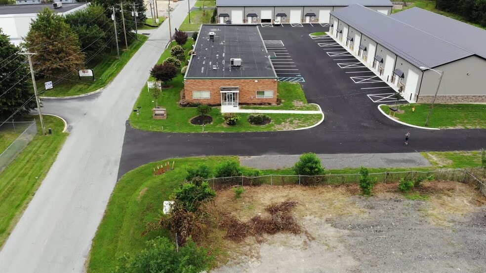 17 Bellecor Dr, New Castle, DE for lease - Commercial Listing Video - Image 2 of 7