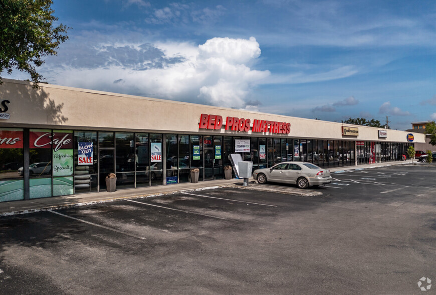 7201-7261 US Highway 19 N, Pinellas Park, FL for lease - Primary Photo - Image 2 of 4