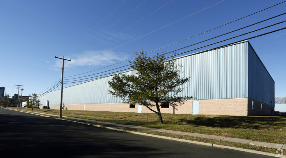 1930 Heck Ave, Neptune, NJ for sale - Building Photo - Image 2 of 7