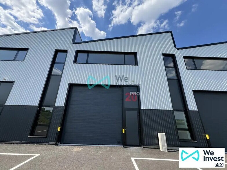 Flex in Cormontreuil for lease - Building Photo - Image 1 of 6