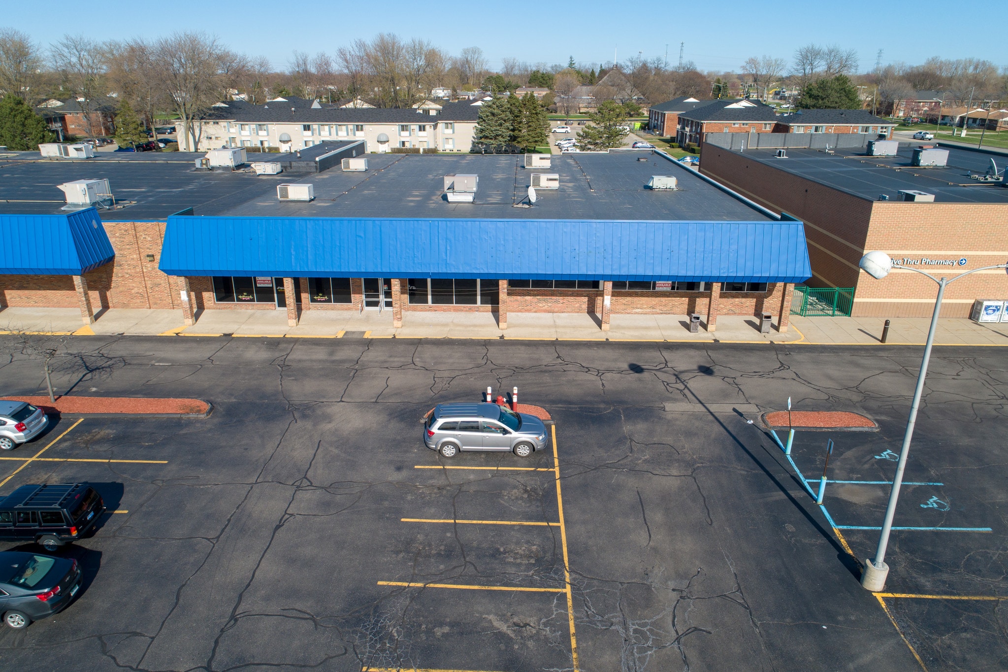 11743 Fifteen Mile Rd, Sterling Heights, MI for lease Aerial- Image 1 of 8