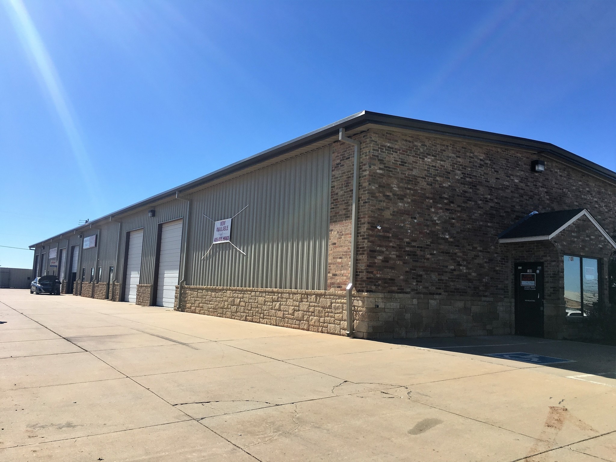 100 NW 142nd St, Edmond, OK for lease Primary Photo- Image 1 of 2