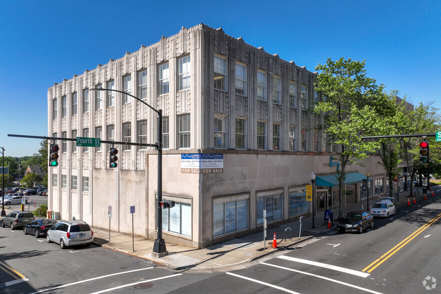 500 W Fourth St, Winston-Salem, NC for sale - Primary Photo - Image 1 of 1