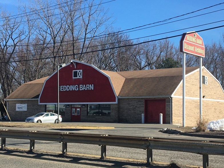 1779 Riverdale St, West Springfield, MA, 01089 ...