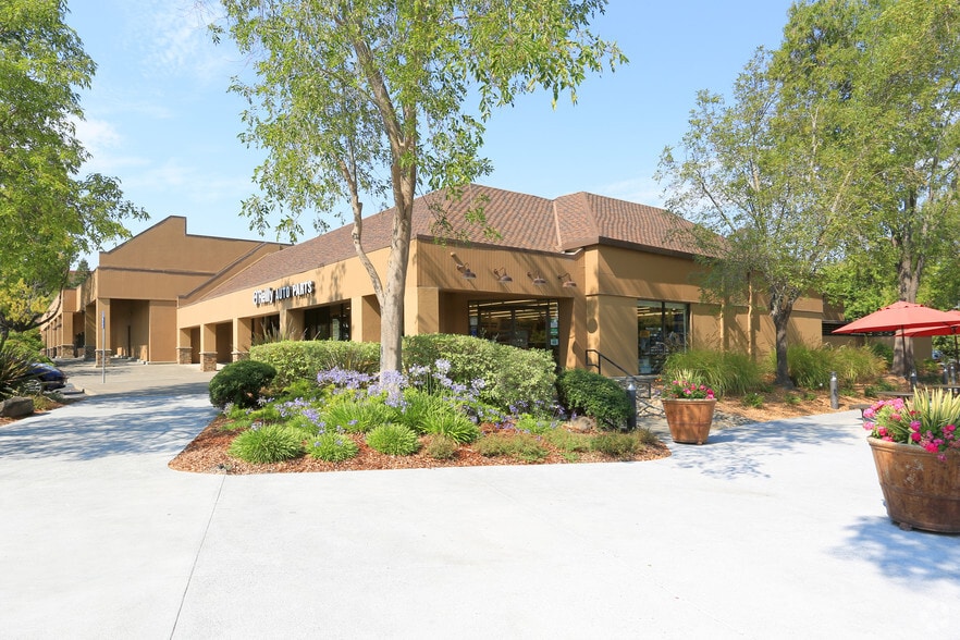 1577-1579 Farmers Ln, Santa Rosa, CA for lease - Primary Photo - Image 1 of 6