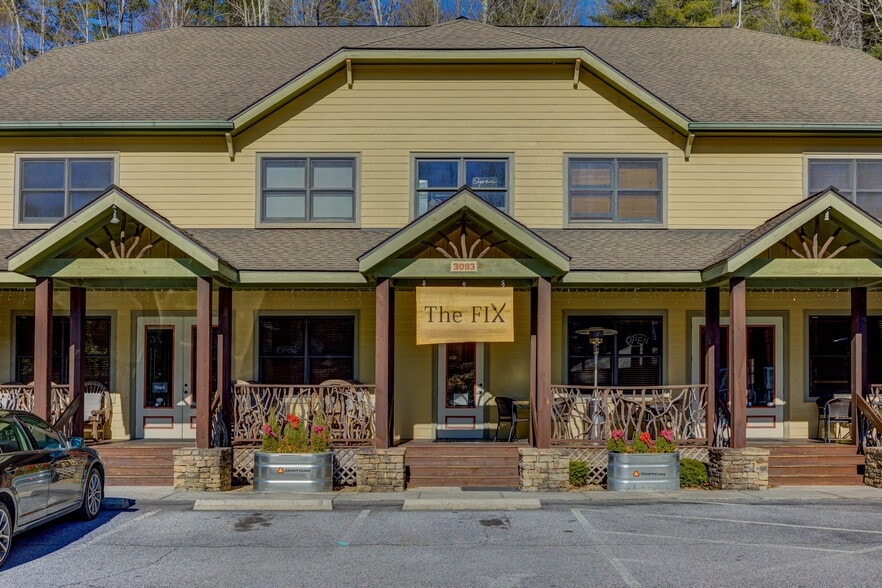 3093 US Highway 64 E, Sapphire, NC for sale - Building Photo - Image 3 of 44