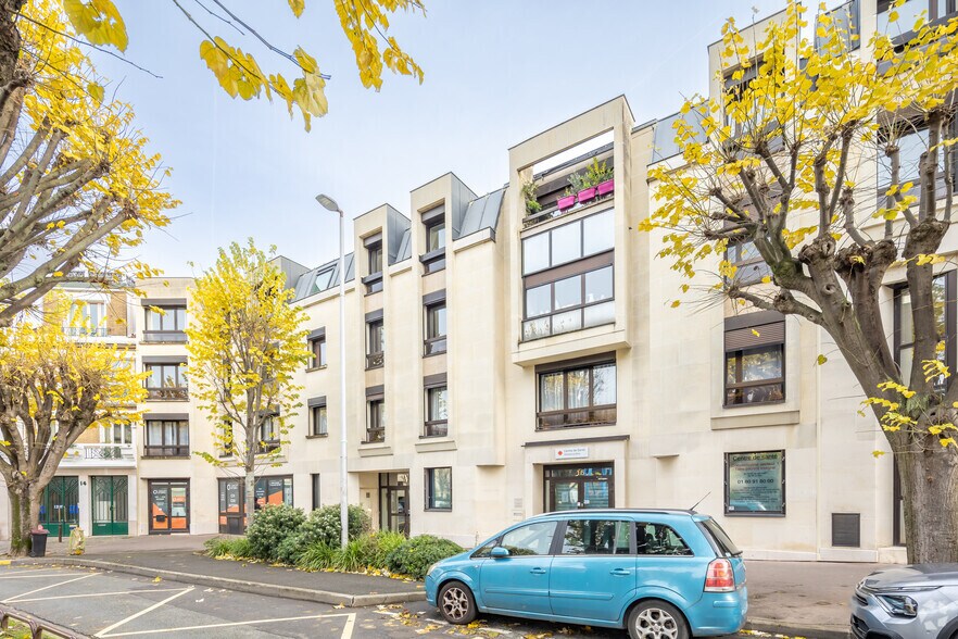 Office in Le Kremlin-Bicêtre for lease - Building Photo - Image 3 of 4