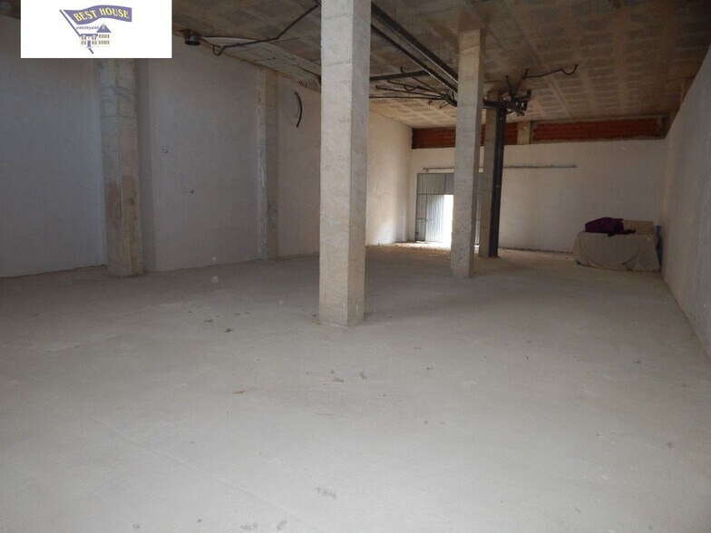 Retail in Ontinyent for lease - Building Photo - Image 2 of 8