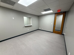 1355 Lynnfield Rd, Memphis, TN for lease Interior Photo- Image 1 of 6