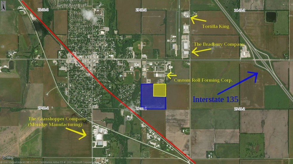 301 S Avenue C, Moundridge, KS 67107