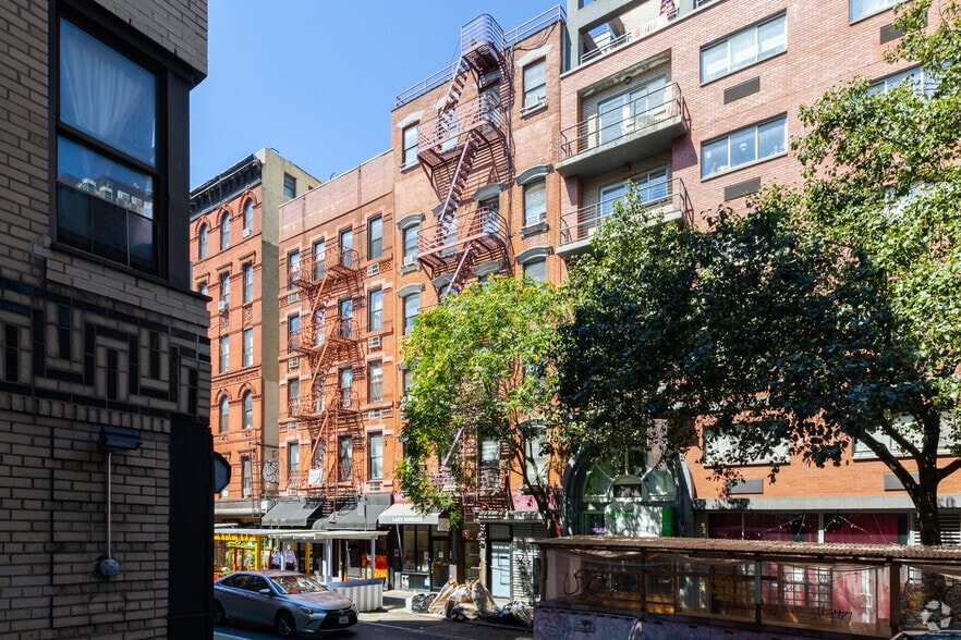23 Clinton St, New York, NY for lease - Building Photo - Image 3 of 5