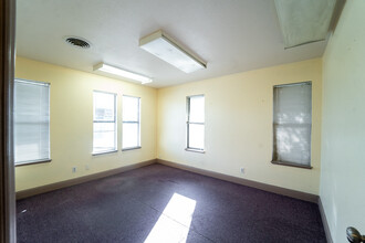 825 9th St, Marysville, CA for lease Interior Photo- Image 1 of 7