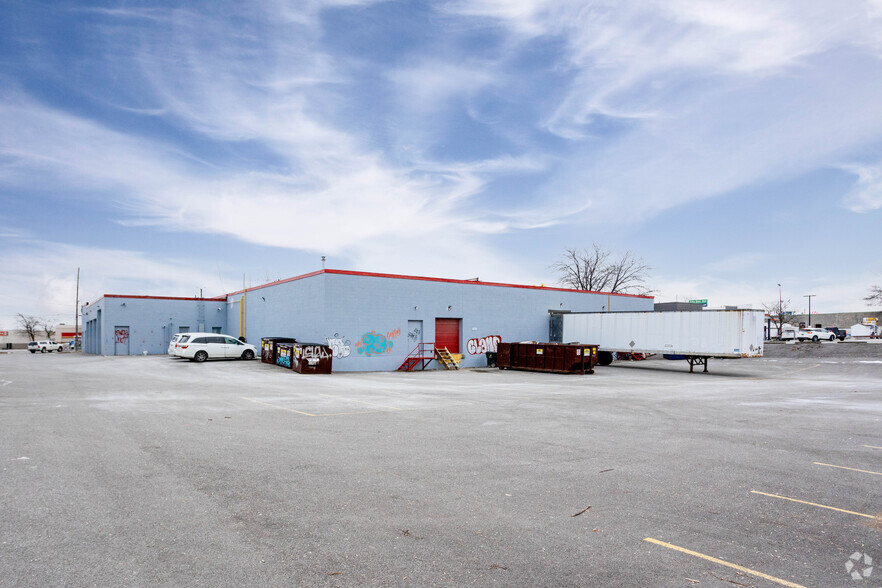 387 Ontario St, St Catharines, ON for lease - Building Photo - Image 2 of 3