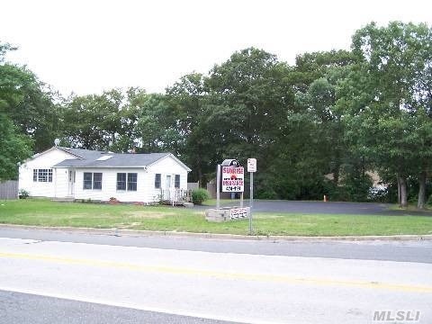 1672 Route 112, Coram, NY for sale - Building Photo - Image 1 of 1