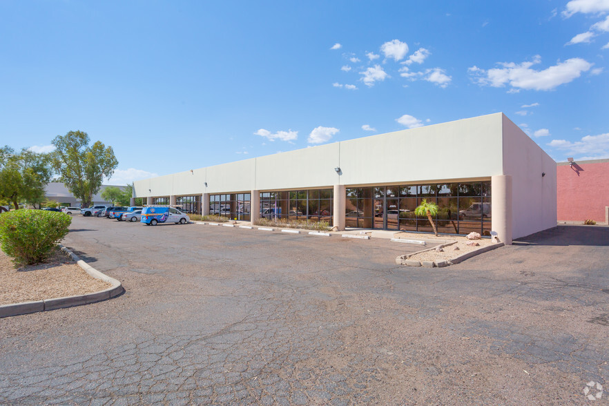 26 W Lone Cactus Dr, Phoenix, AZ for lease - Building Photo - Image 1 of 7