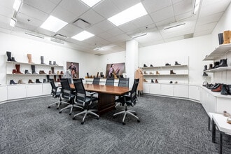 5745 Rue Paré, Mt Royal, QC for lease Building Photo- Image 2 of 11