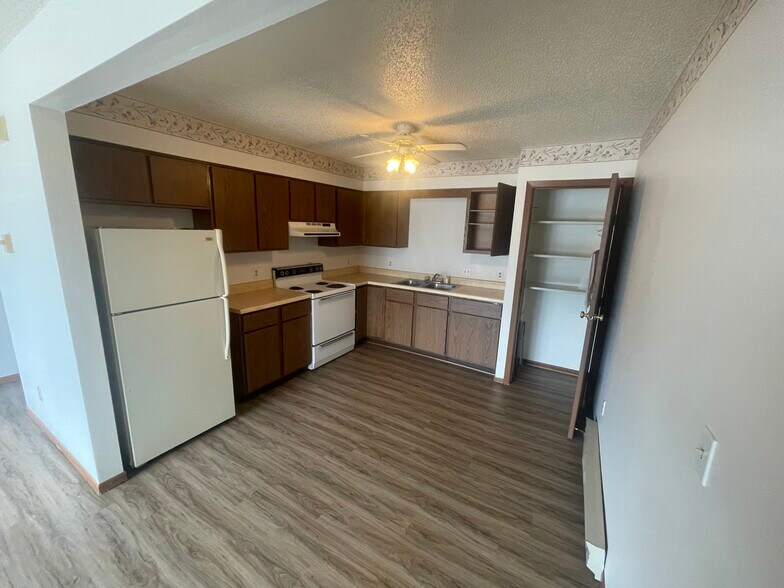 522 Sadie St, Laurens, IA 50554 Laurens Apartments