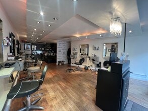 25 High Street, Saffron Walden for lease Interior Photo- Image 2 of 2
