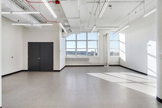 37-18 Northern Blvd, Long Island City, NY for lease Interior Photo- Image 2 of 9