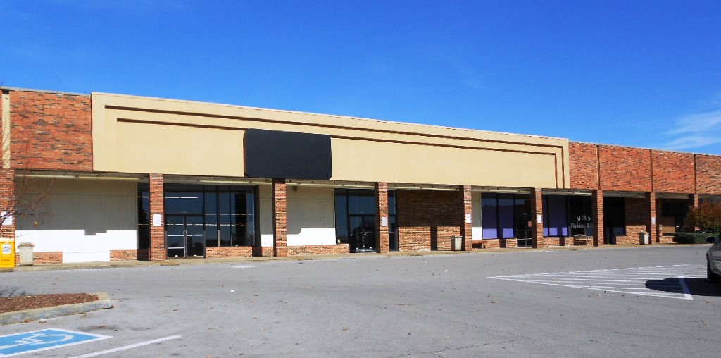 1947 Madison St, Clarksville, TN for sale Building Photo- Image 1 of 1