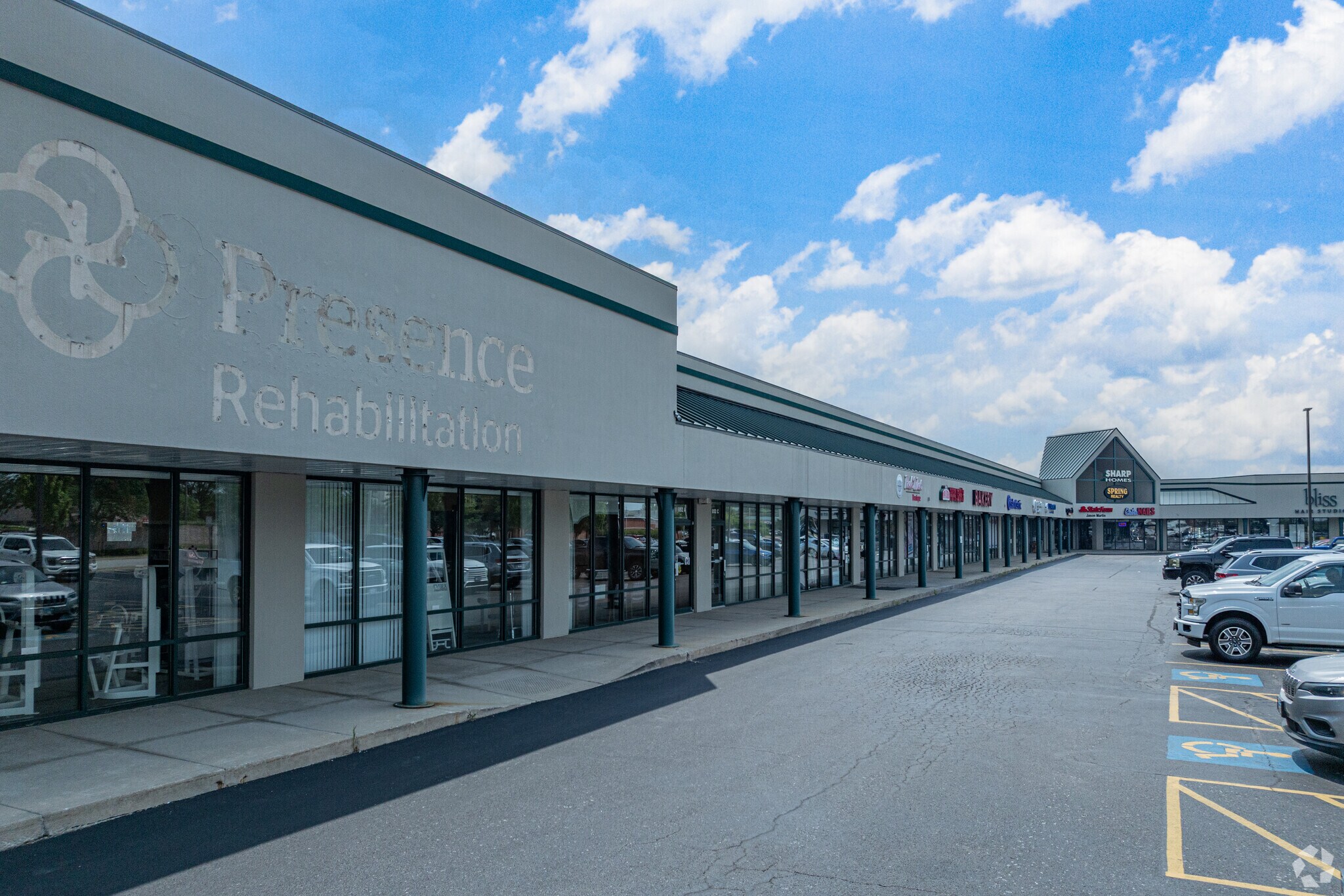 852 Sharp Dr, Shorewood, IL for sale Primary Photo- Image 1 of 1