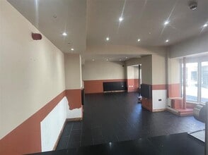 3-5 King St, Richmond for sale Interior Photo- Image 2 of 3