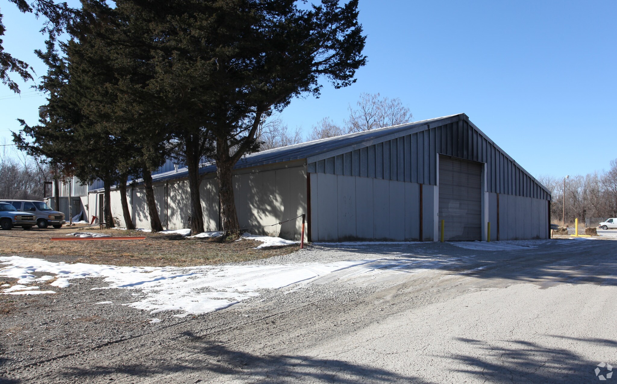 1801 SE Madison Ave, Topeka, KS for sale Primary Photo- Image 1 of 1