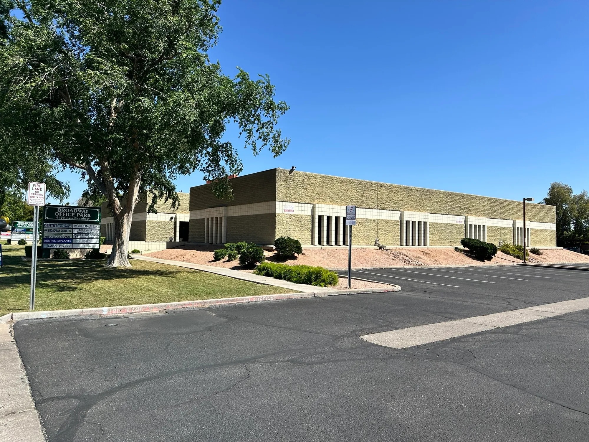 4435-4455 E Broadway Rd, Mesa, AZ for lease Primary Photo- Image 1 of 2