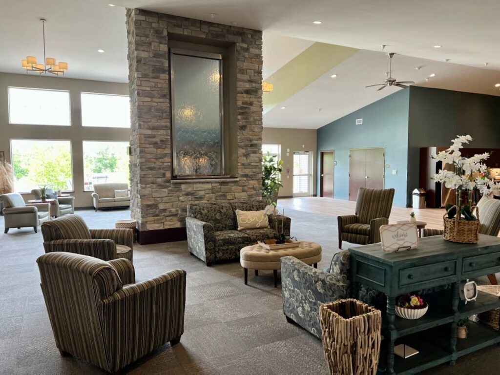 1550 Country Club Pky, Elkhorn, WI 53121 Frontida Assisted Living