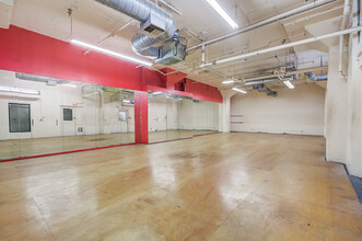 6311 Romaine St, Los Angeles, CA for lease Interior Photo- Image 2 of 5