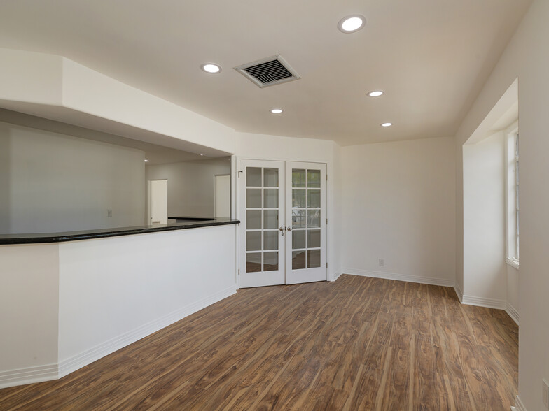 519-525 Main St, El Segundo, CA for lease - Interior Photo - Image 1 of 37