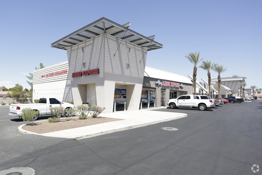 3950 E Sunset Rd, Las Vegas, NV for lease - Primary Photo - Image 1 of 10