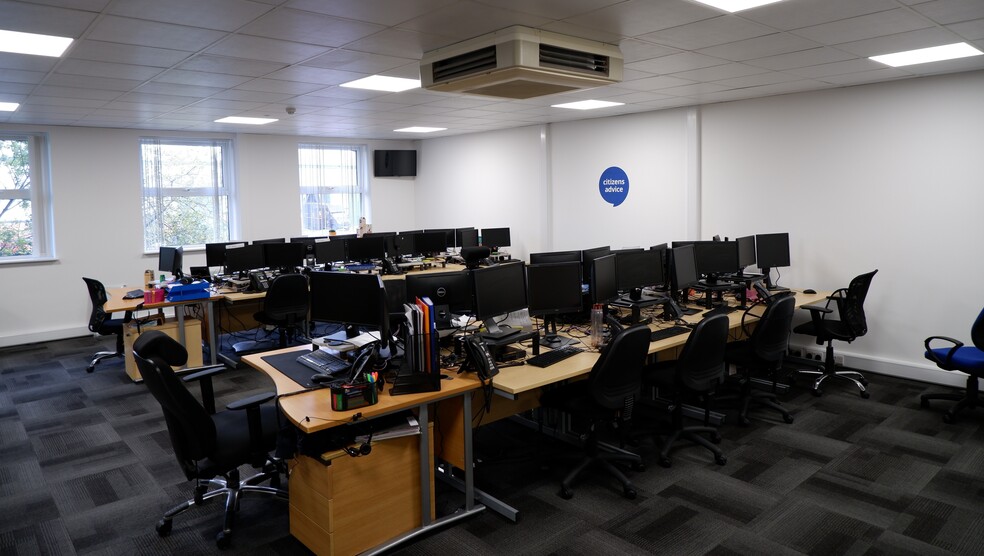 Dalewood Rd, Newcastle Under Lyme for sale - Interior Photo - Image 1 of 1