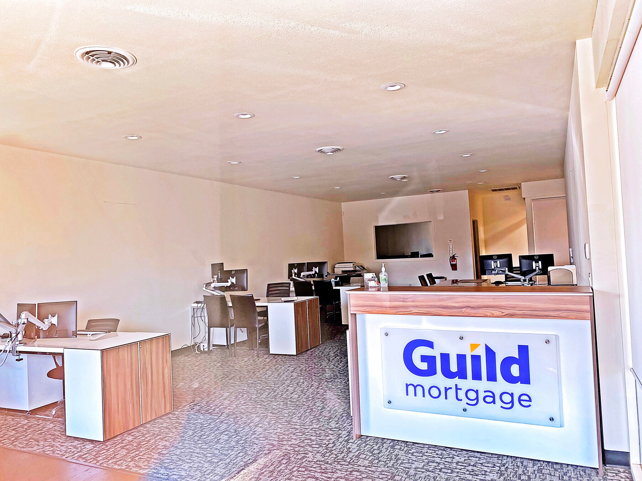 334 Merchant St, Vacaville, CA for lease IMG_2886- Image 2 of 5